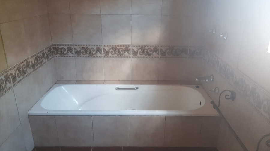 To Let 1 Bedroom Property for Rent in Brandwag Free State